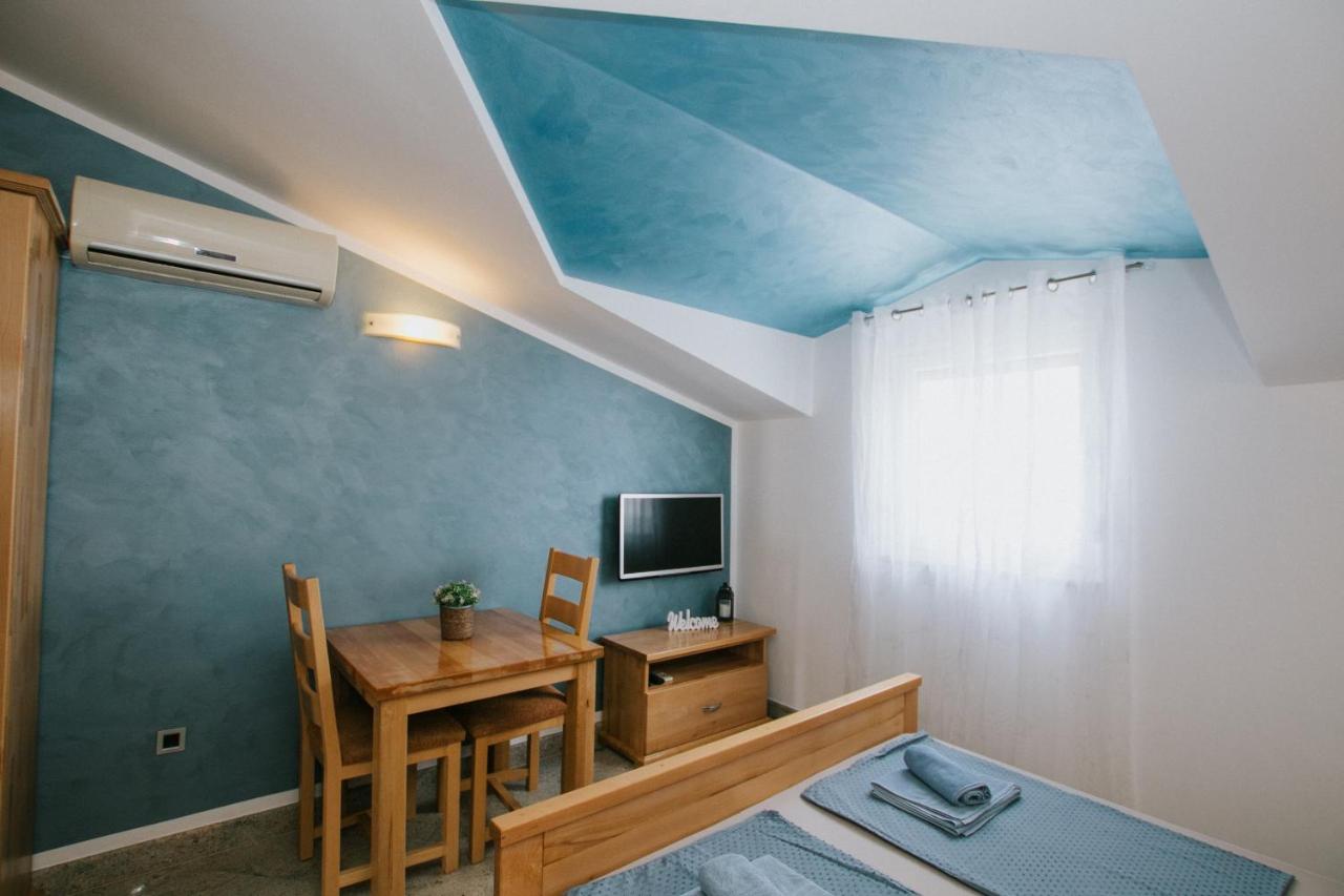 Ferienwohnung Blue Sea House Trogir Exterior foto